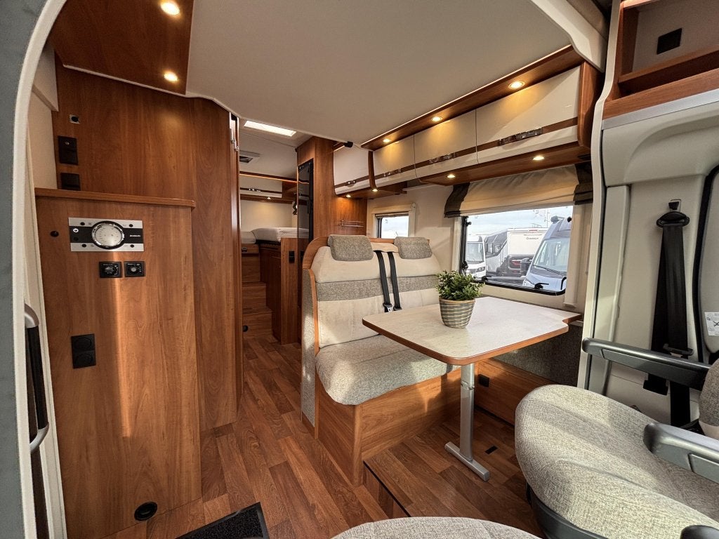 Caravans And Camping Dethleffs