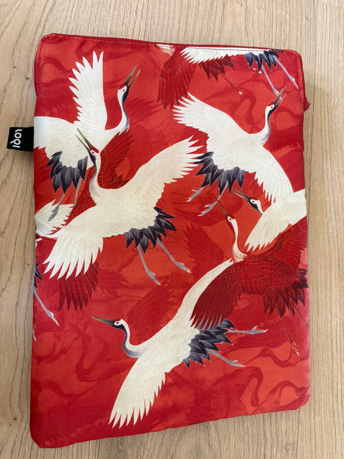 Laptop sleeve LOQI, Computers en Software, Ophalen of Verzenden, Zo goed als nieuw, Bescherming voor- en achterkant