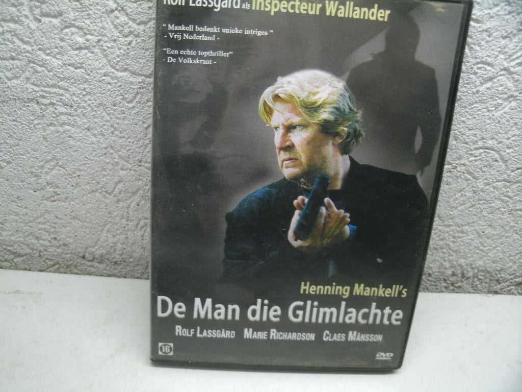 dvd 112b de man die glimlachte, Ophalen of Verzenden, Zo goed als nieuw