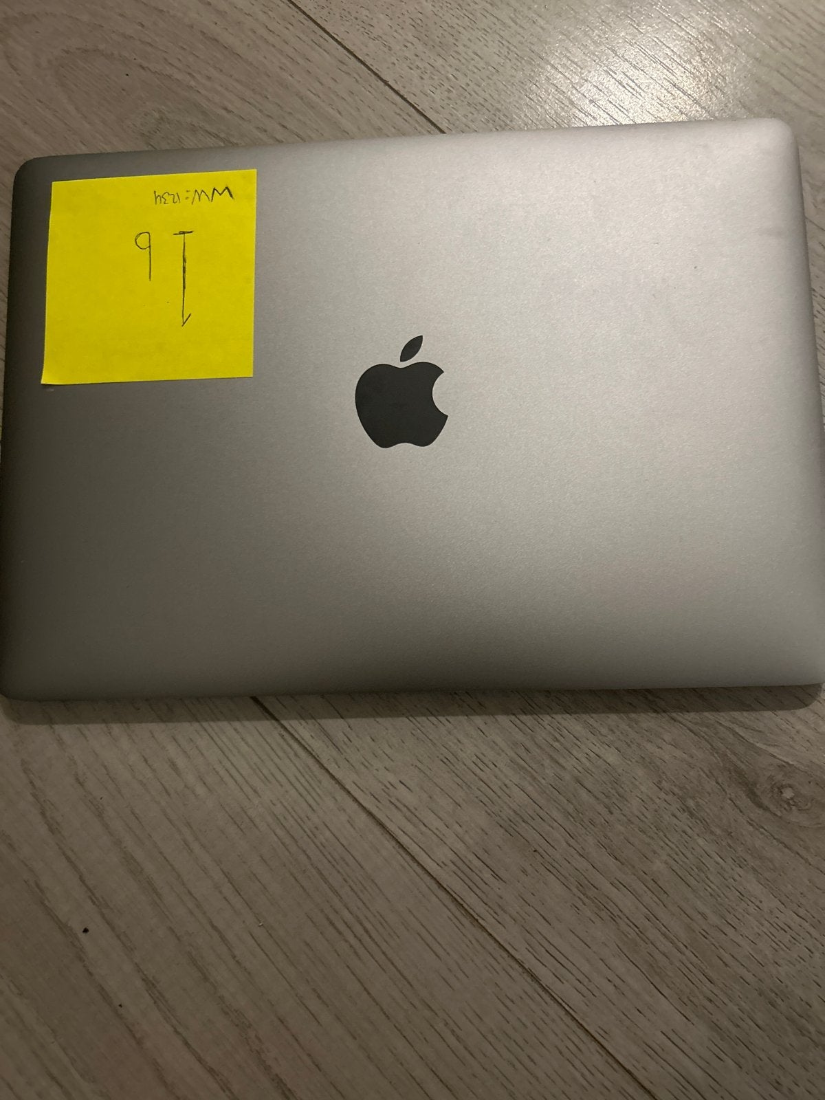 MacBook (Retina, 12-inch, Early 2015) - Zo goed als nieuw, Gebruikt, Qwerty, 8 GB, Minder dan 2 Ghz