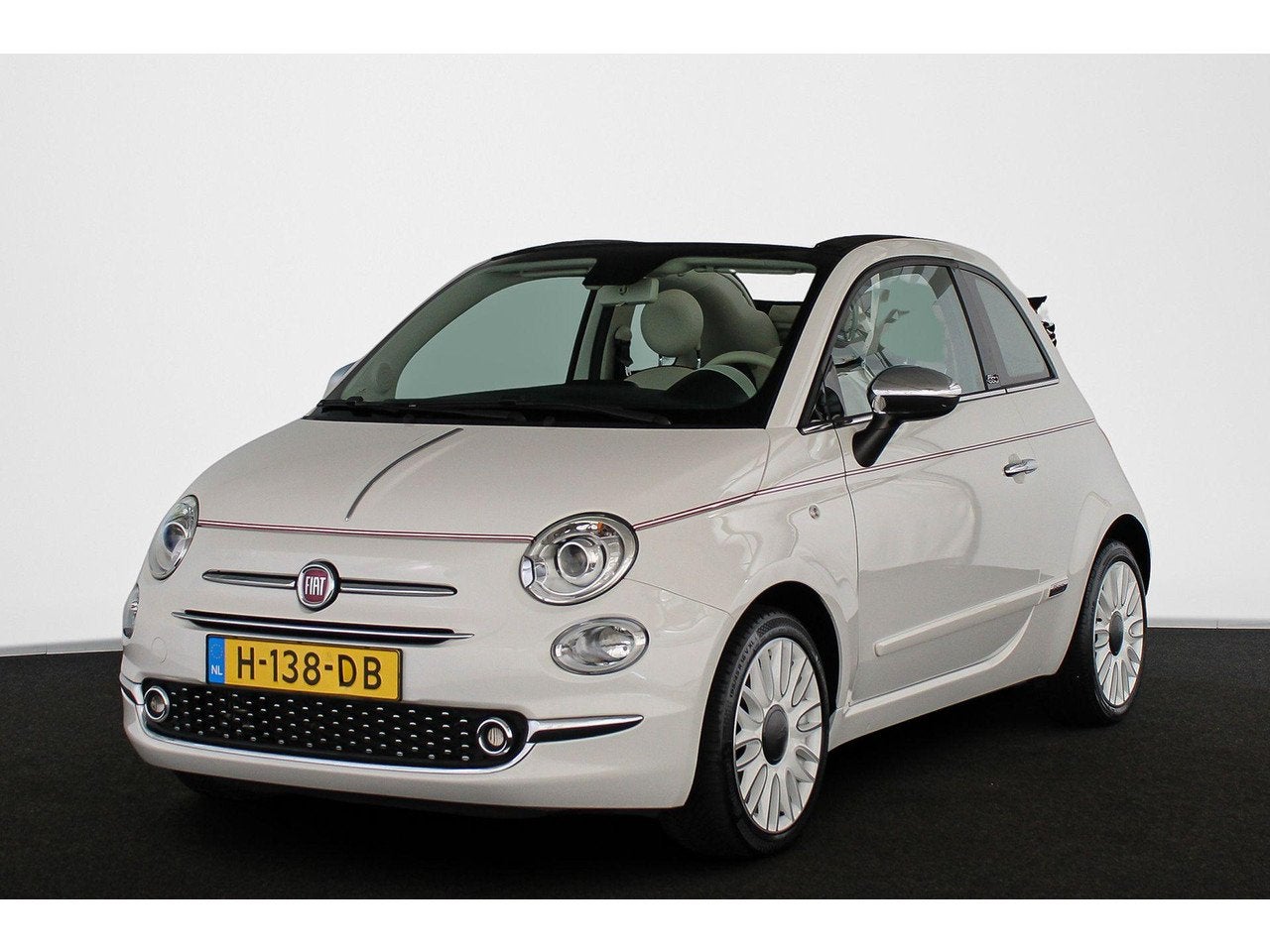 Fiat 500C 0.9 TwinAir Turbo Dolcevita NL Auto Navigatie Xeno, 86 pk, Gebruikt, Cabriolet, Bedrijf