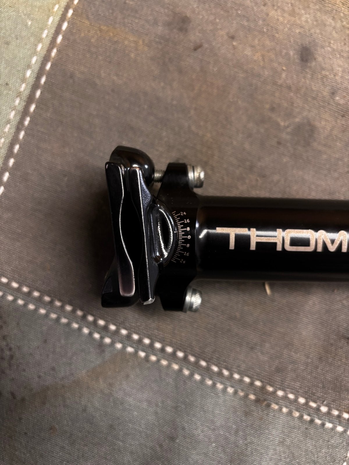 Thomson Elite Setback Zadelpen 30.9x410mm, Fietsen en Brommers, Ophalen, Gebruikt, Mountainbike, Zadel