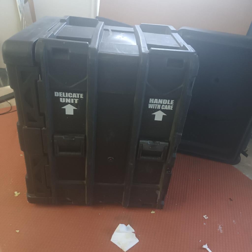 Robuuste 19inc flightcase/server rack-schokbestendig, Ophalen, Gebruikt, Overige instrumenten, Flightcase