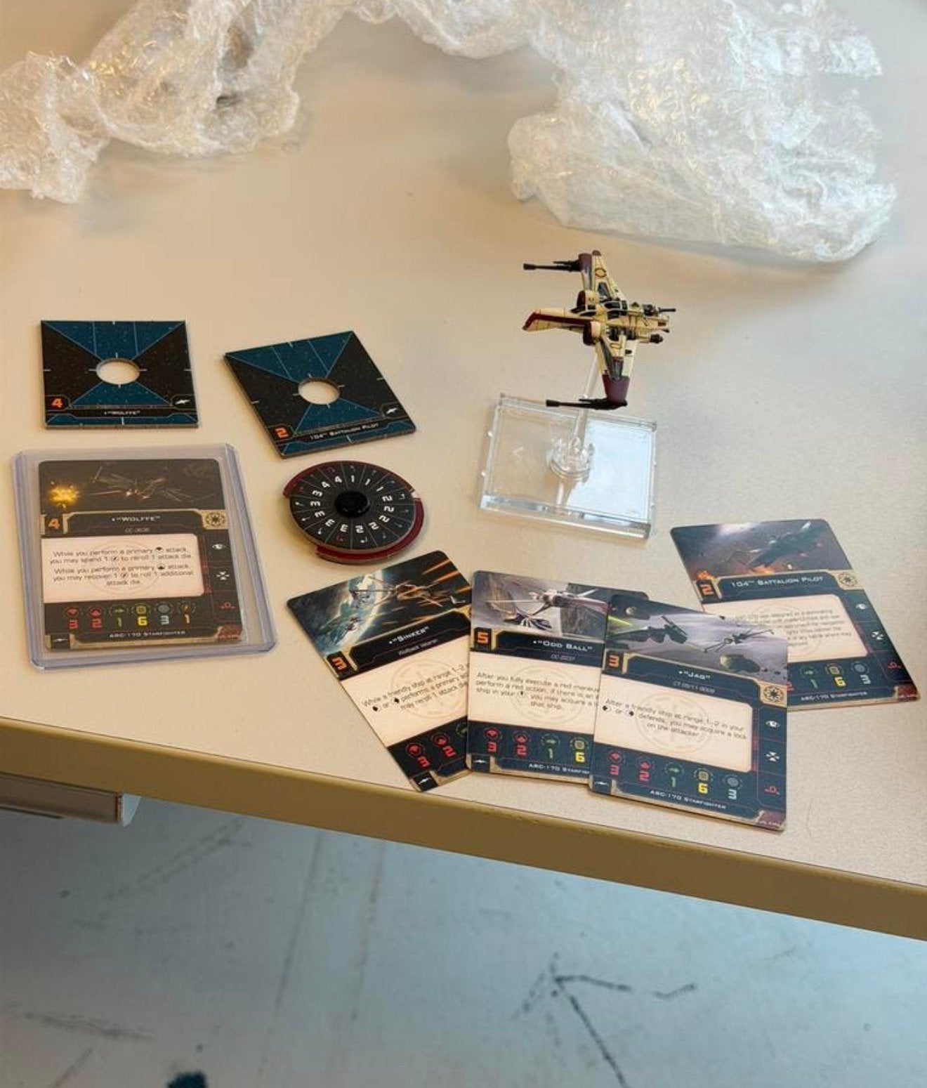Star Wars X-Wing ARC-170 Starfighter Republic Miniature set, Ophalen of Verzenden, Zo goed als nieuw, H, Beeldje of Buste