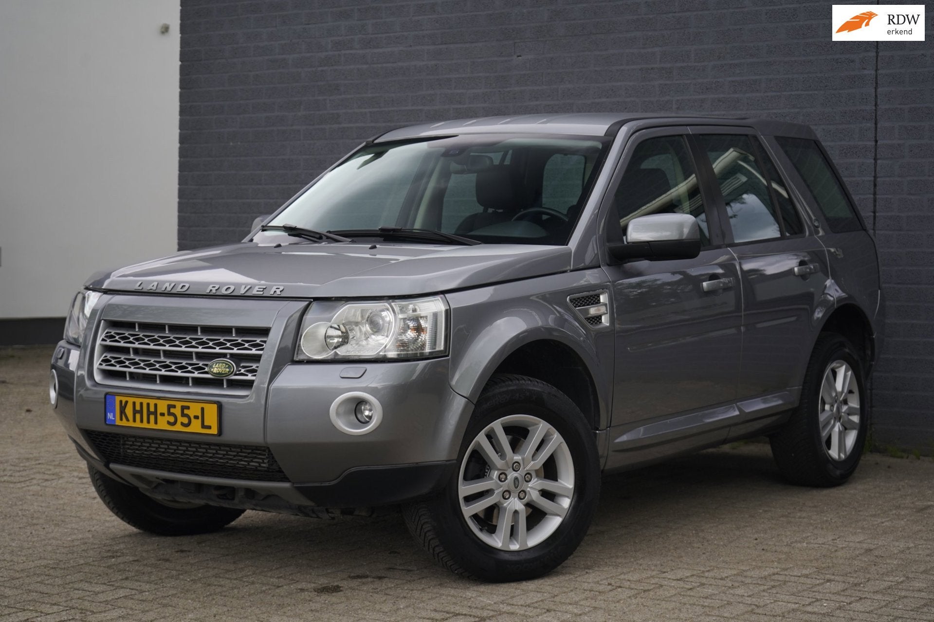 Land Rover Freelander Si4 SE 240pk Automaat 4x4, Leder, Navi, Auto's, Automaat, Euro 5, Gebruikt, Zwart