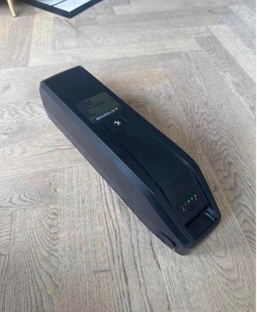 V20 Accu, Ophalen of Verzenden, Zo goed als nieuw