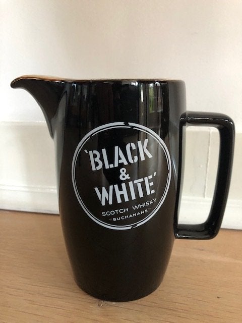 Prachtige Black & white scotch whisky water jug, Ophalen of Verzenden, Zo goed als nieuw, Porselein, Overige typen