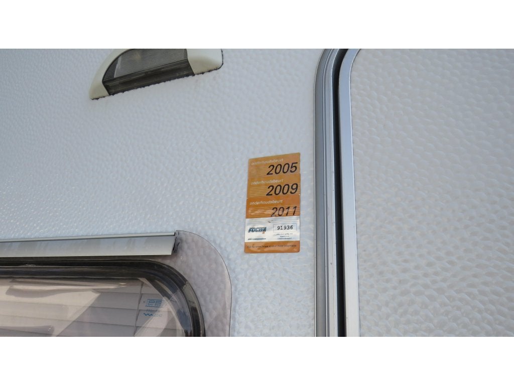 Foto 7 van Caravelair Antares Luxe 420 Bj 2001 Nu €3500
