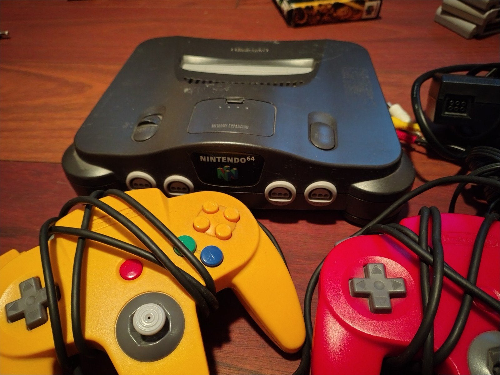 Nintendo 64 console met 2 controllers en 5 spellen, Ophalen of Verzenden, Gebruikt, Met 2 controllers, Met games