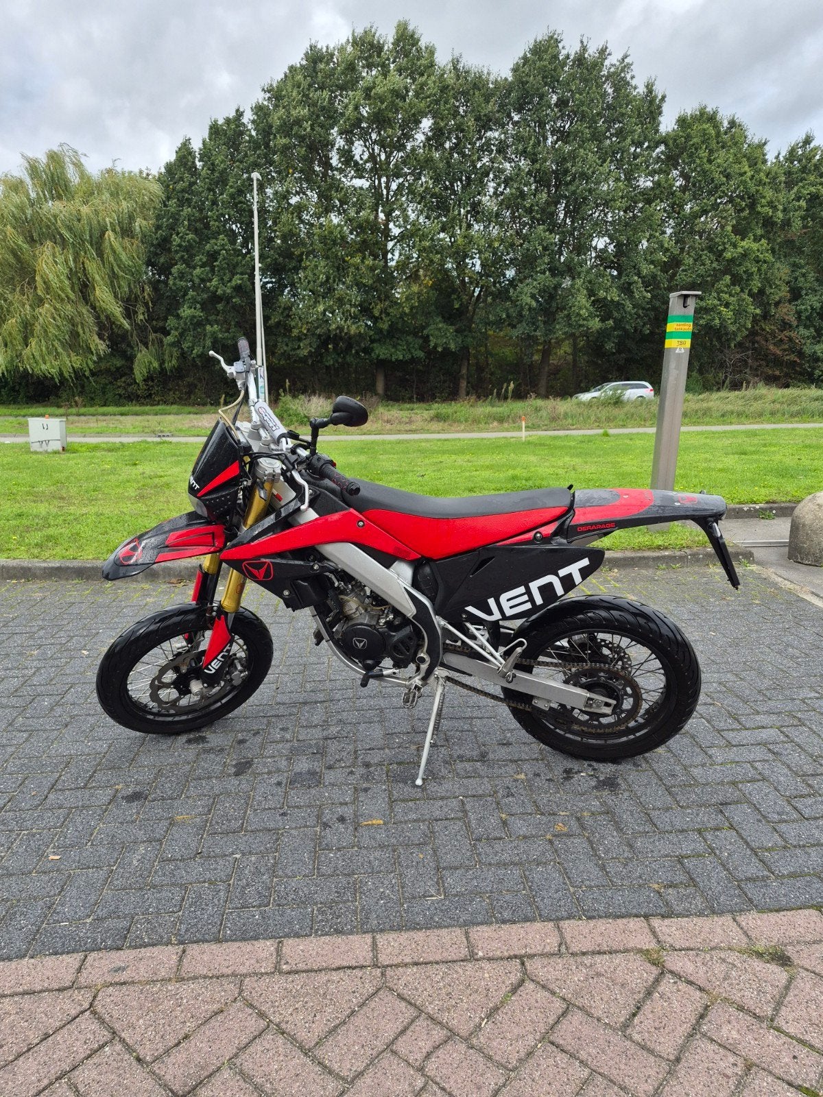 Vent Derapage 50cc uit 2022 - AM rijbewijs, Ophalen, 6 versnellingen, Gebruikt, Maximaal 45 km/u