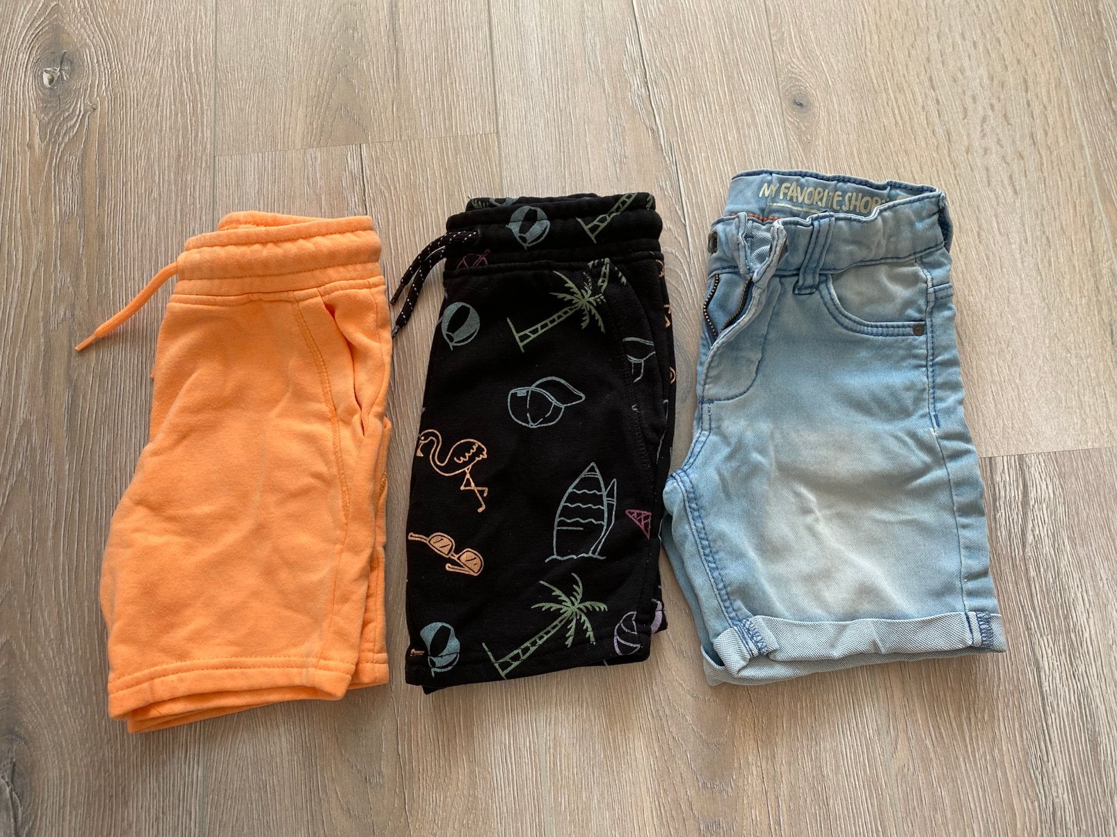 Korte broekenset maat 98/104, Ophalen of Verzenden, Zo goed als nieuw, Jongen, Broek