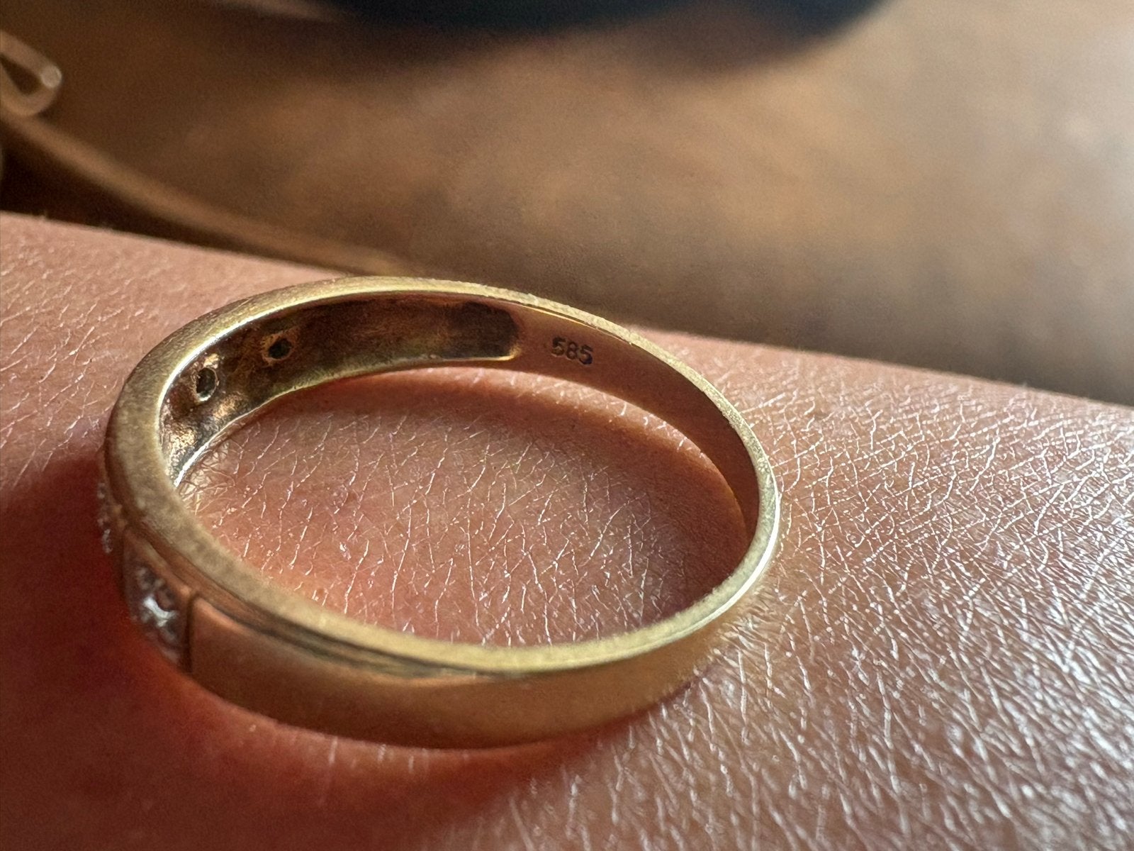 Gouden ring 14 karaat met diamantjes, Sieraden, Tassen en Uiterlijk, Ringen, Verzenden, Zo goed als nieuw, 17 tot 18, Met edelsteen