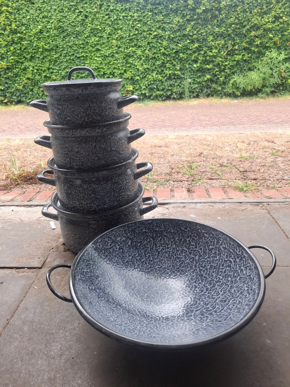 Bk grijs gewolkt pannenset en wok, Huis en Inrichting, Keuken | Potten en Pannen, Ophalen of Verzenden, Rvs, Pannenset
