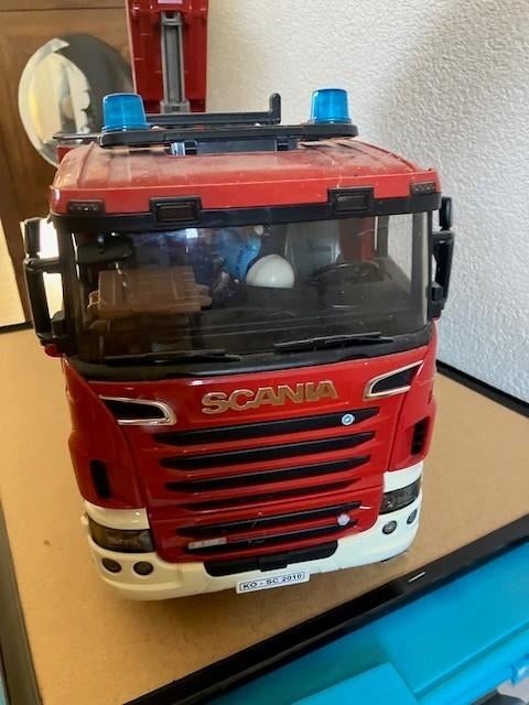 Scania brandweerwagen, Ophalen, Zo goed als nieuw