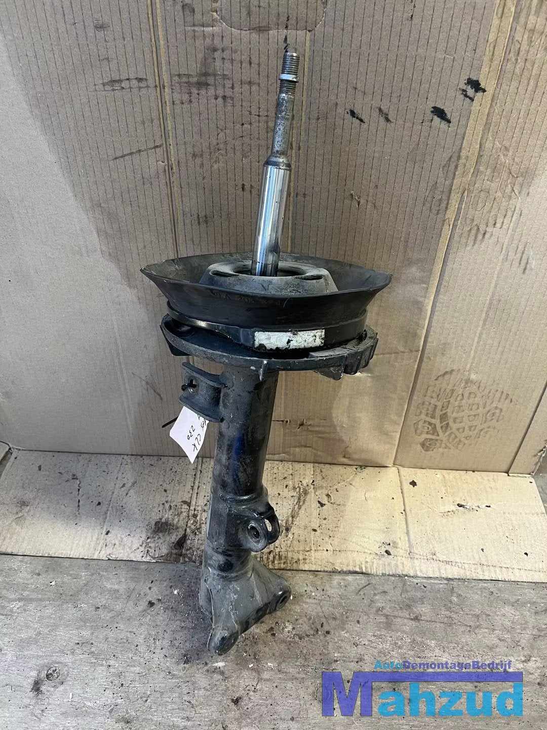 MERCEDES CLK W209 Links voor veerpoot 2003-200, Gebruikt, Mercedes-Benz AG, Mercedes-Benz, Ophalen of Verzenden