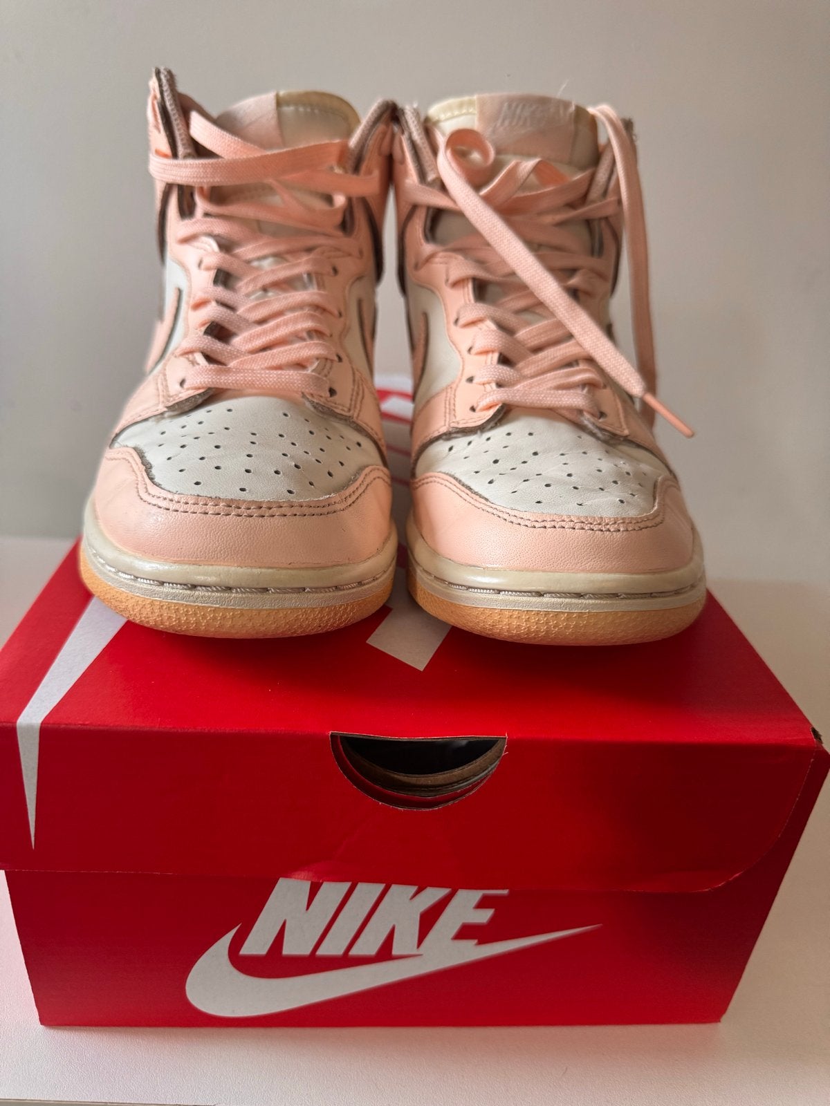 Nike Dunk High Up pink' - Maat 37.5, Ophalen of Verzenden, Sneakers of Gympen, Roze, Gedragen