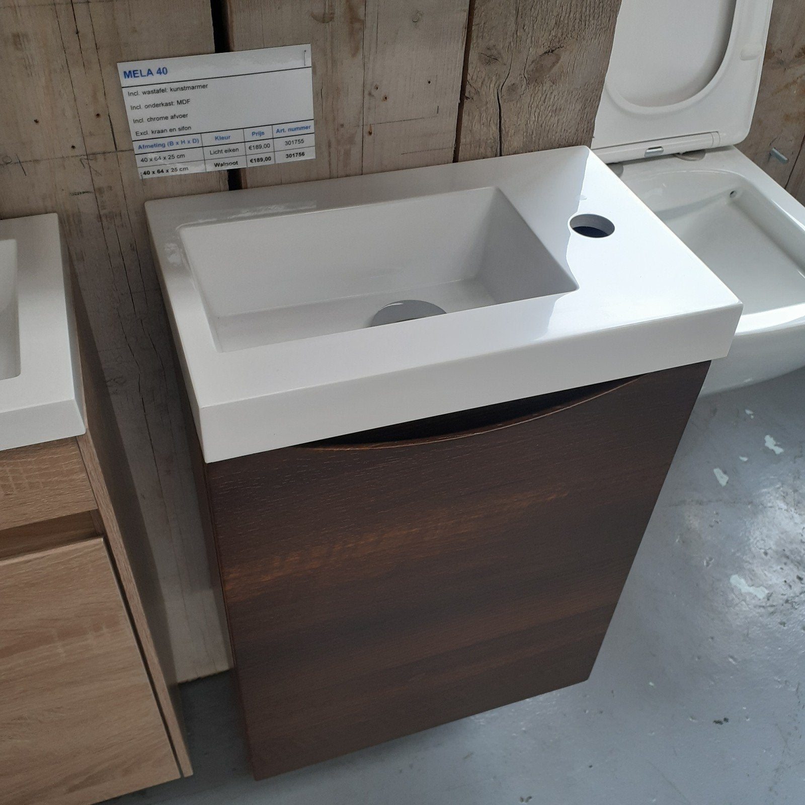 NIEUW! Toiletmeubel, walnoot, wastafel + onderkast, Mela 40, Huis en Inrichting, Woonaccessoires | Overige, Ophalen of Verzenden
