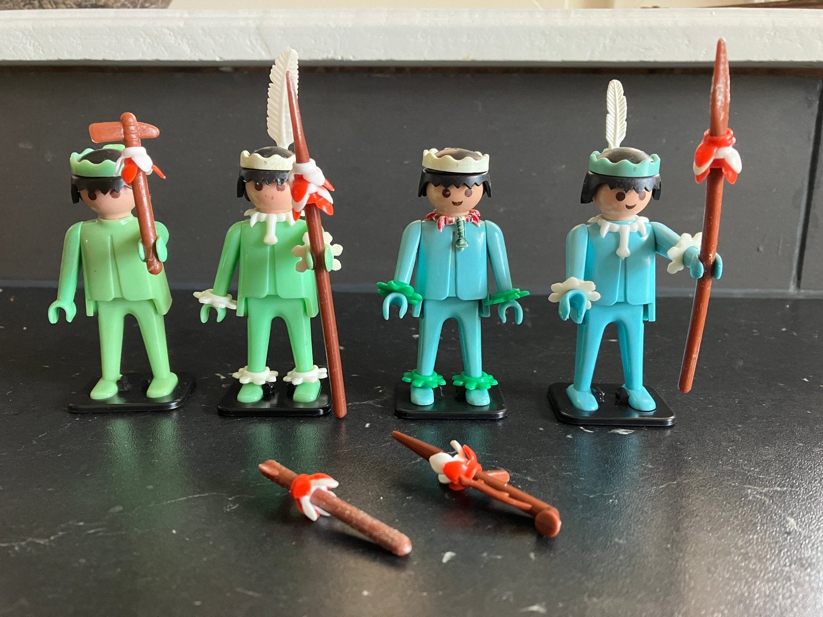 4 vintage eerste Playmobil poppetjes uit 1974 (indianen), Ophalen of Verzenden, Gebruikt, Losse onderdelen, Figuren