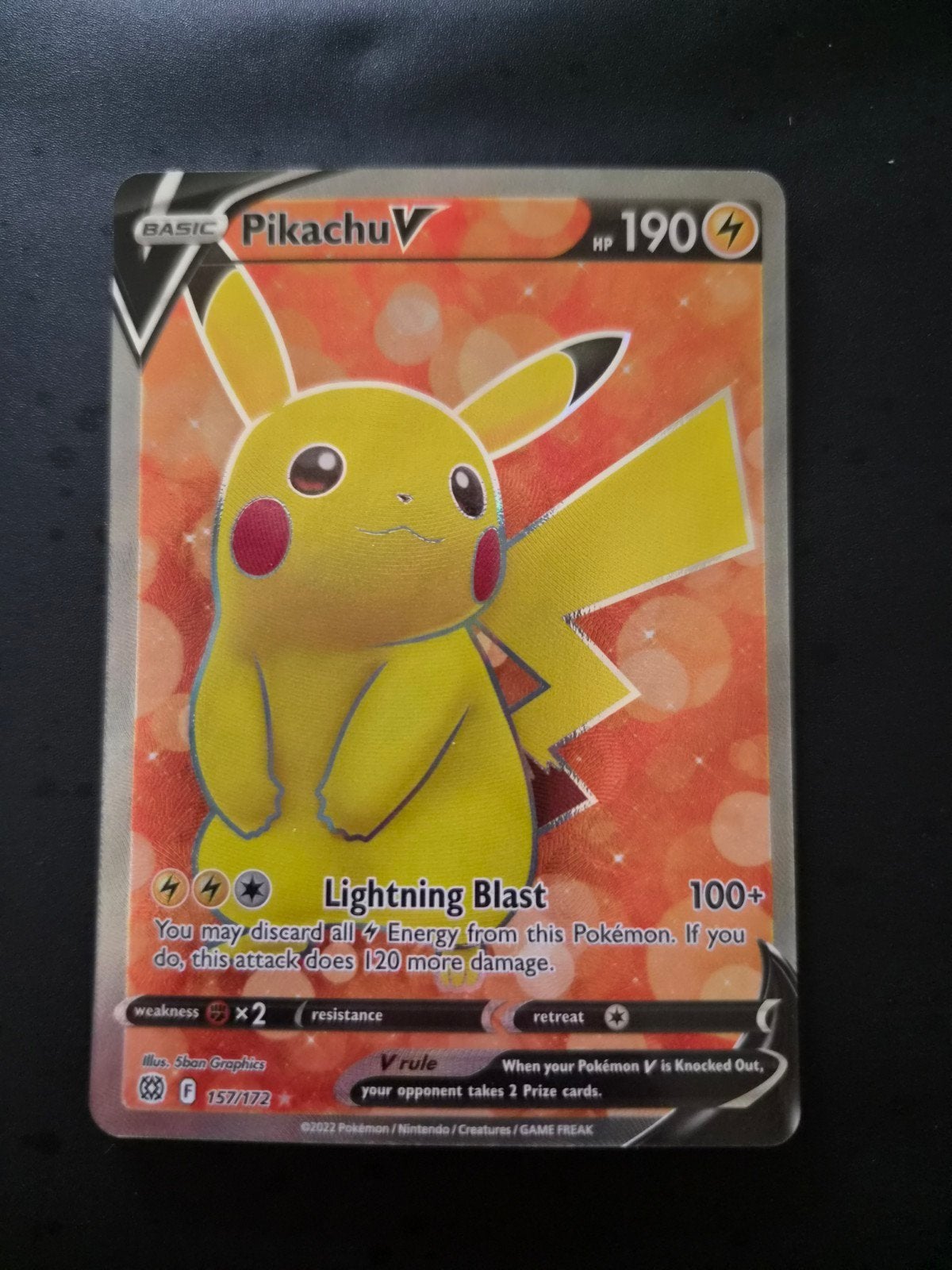 Pokemon Pikachu V Brilliant Stars, Ophalen of Verzenden, Nieuw, Losse kaart, Foil
