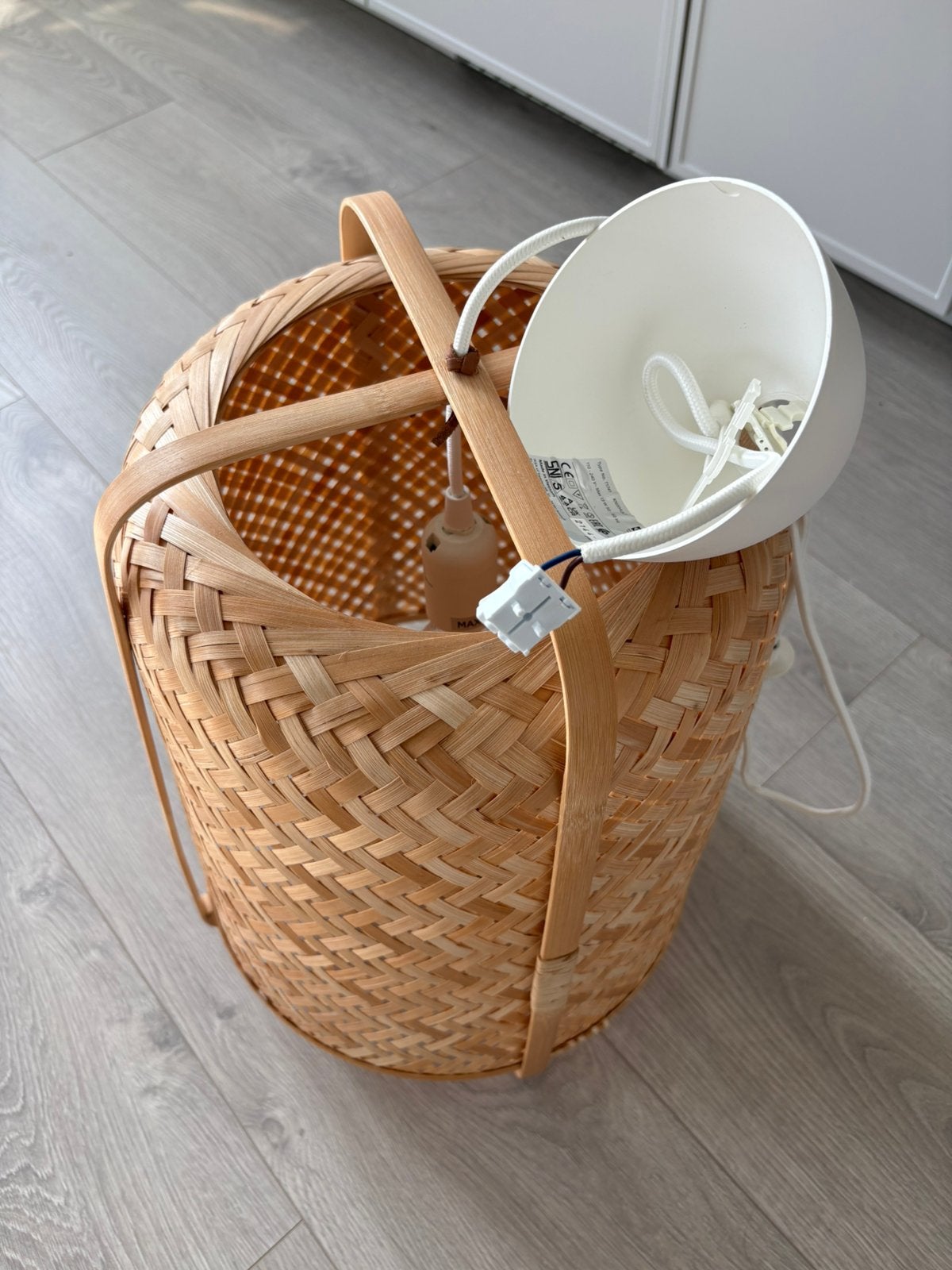 Mooie IKEA KNIXHULT bamboe hanglamp (zeer goede staat), Huis en Inrichting, Ophalen, Zo goed als nieuw