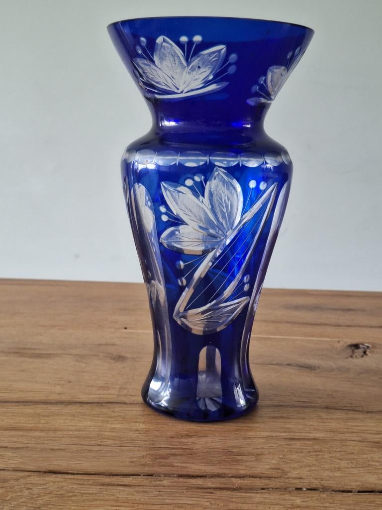 Boheems kobalt blauw geslepen vaas - 22 cm, Ophalen of Verzenden