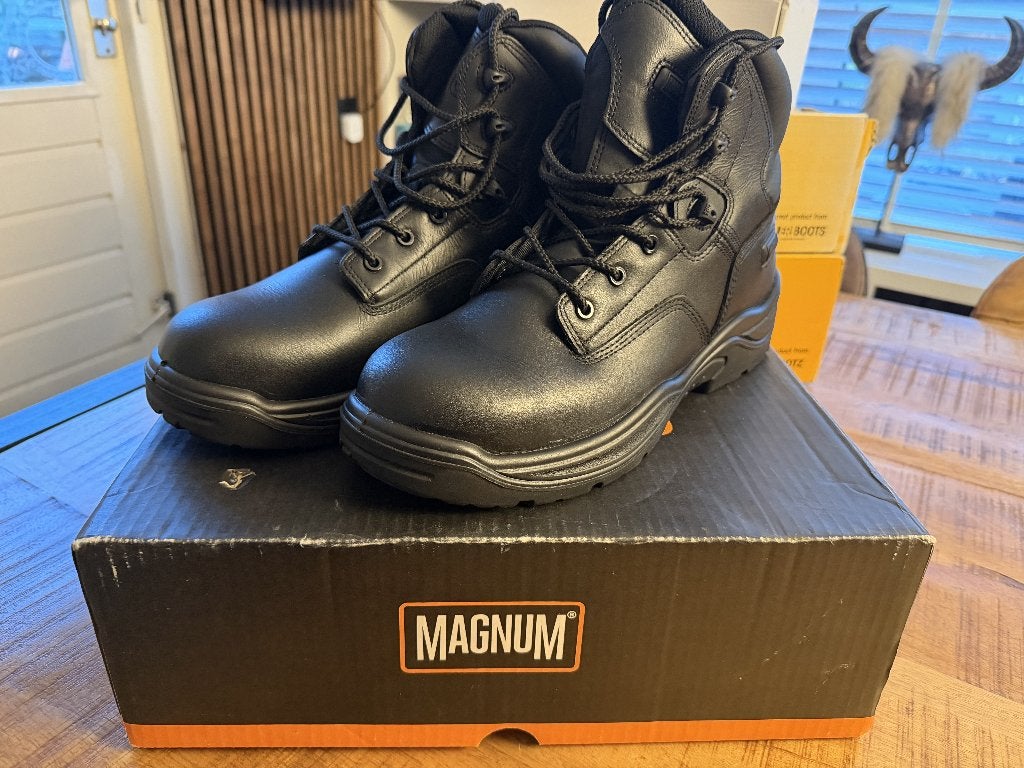 NIEUW! Magnum veiligheidsschoen Sitemaster S3 maat 45, Ophalen, Nieuw