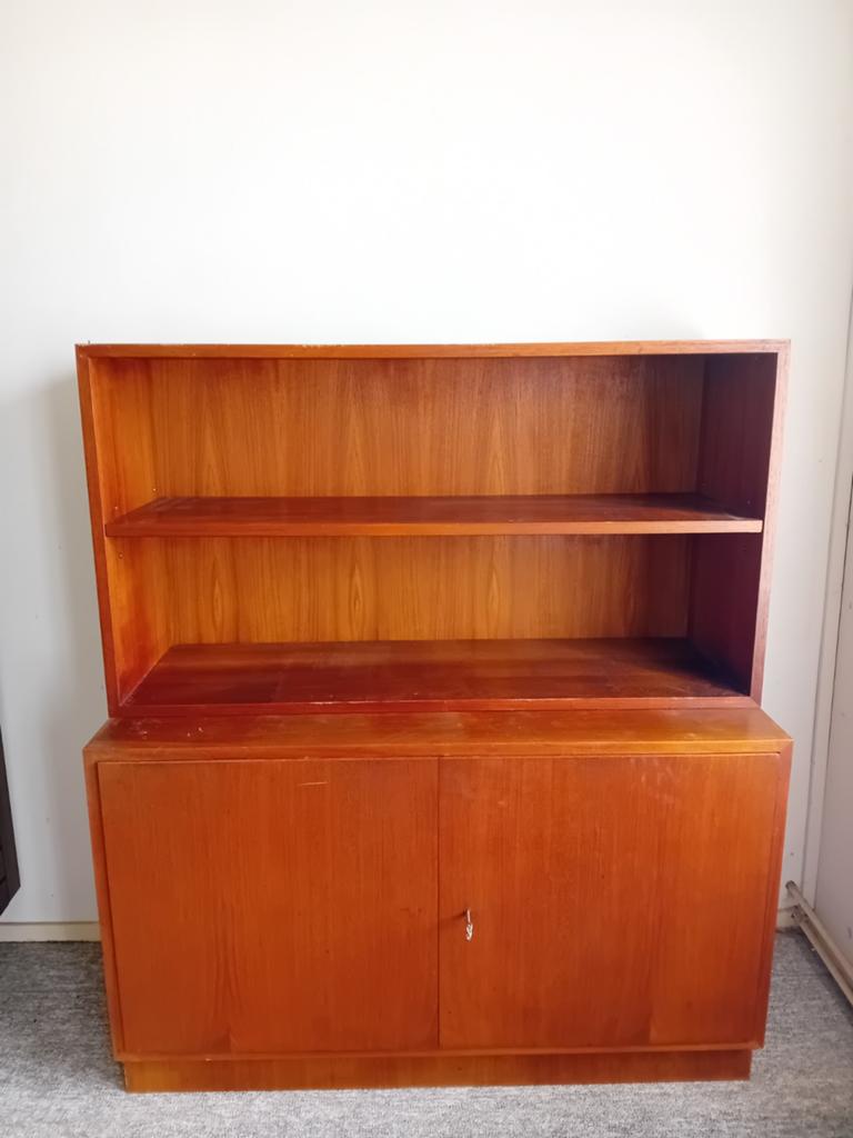 Vintage Teakhouten Boekenkast met Dichte Kast, Huis en Inrichting, Kasten | Boekenkasten, Ophalen, 100 tot 150 cm, Vintage, Mid-century modern