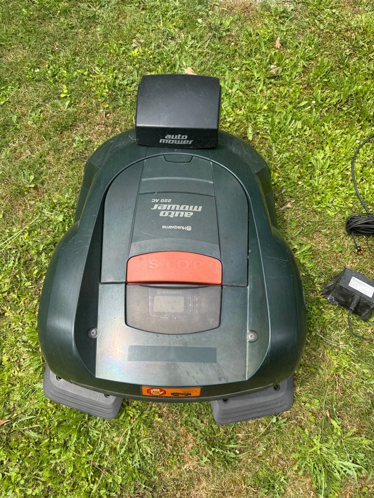 Husqvarna Automower 220 AC Robotmaaier, Cirkelmaaier, Gebruikt, Elektrische starter, Accu-grasmaaier