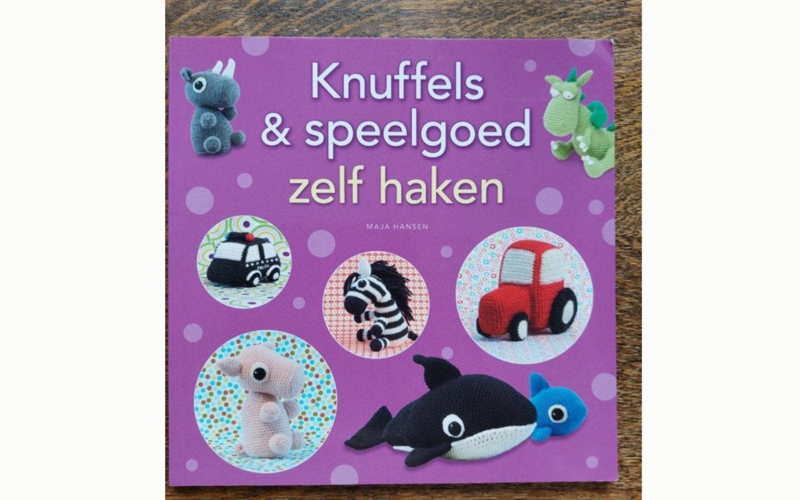 Haakboekje knuffels en speelgoed., Hobby en Vrije tijd, Ophalen of Verzenden, Nieuw, Haken, Patroon of Boek