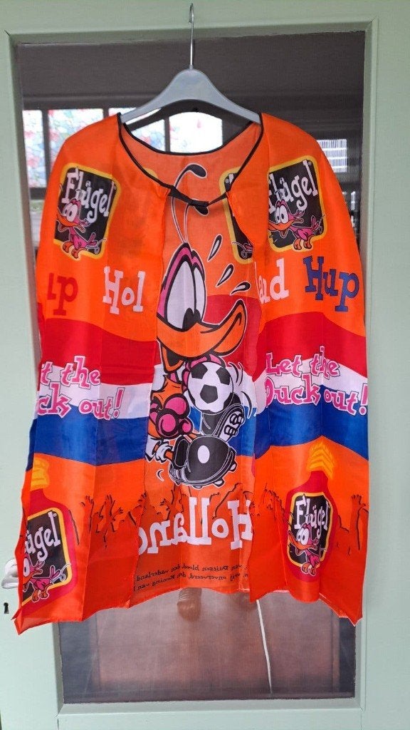 Flügel Holland Hup Oranje Cape - WK/EK Voetbal Fanartikel, Verzamelen, Overige typen, Onbekend, Ophalen of Verzenden, Zo goed als nieuw
