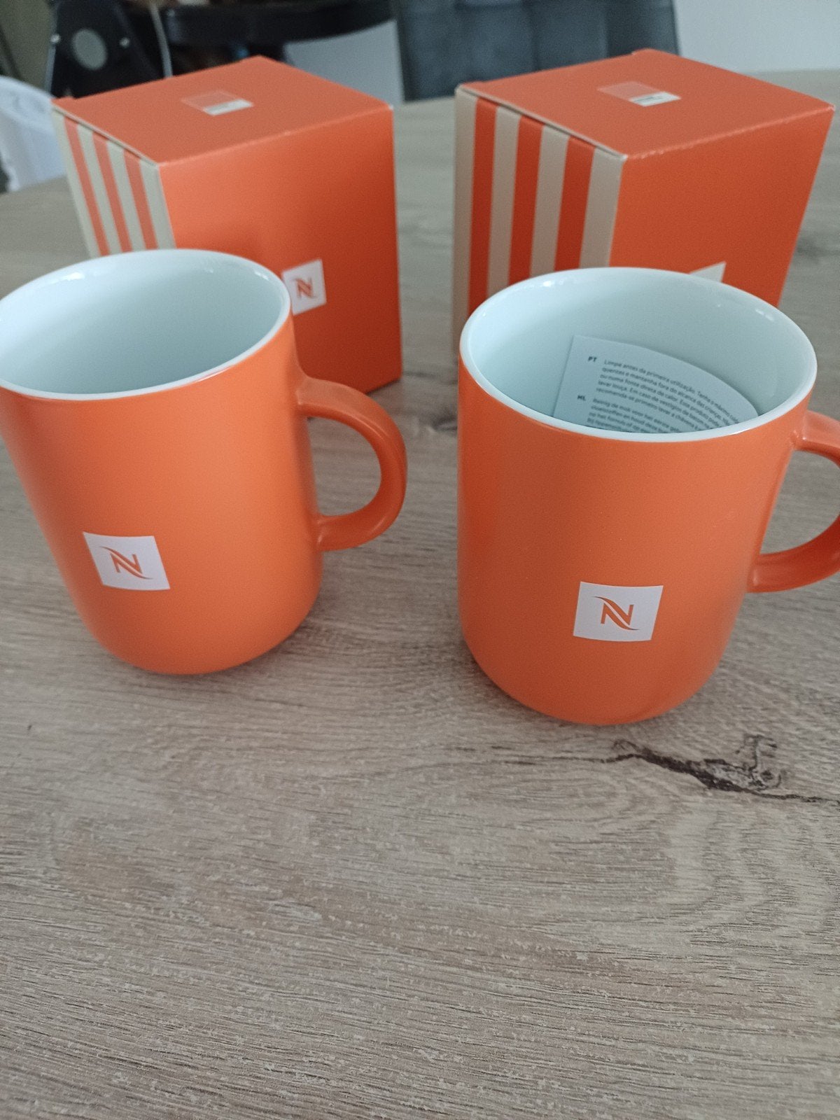 Nespresso bekers/ Pantone Mandarin Orange, Overige materialen, Nieuw, Ophalen of Verzenden, Overige stijlen
