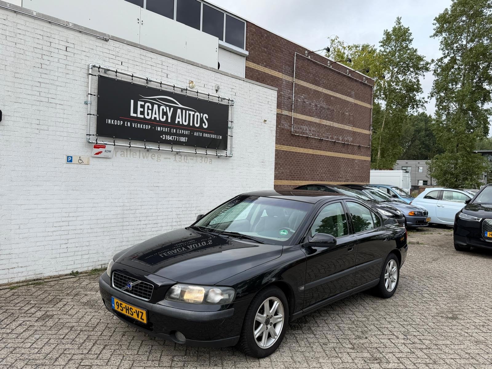 Volvo S60 2.4 Edition - APK 11/2026 - RIJDT & SCHAKELT GOED, Voorwielaandrijving, Automatische klimaatregeling, Gebruikt, Beige