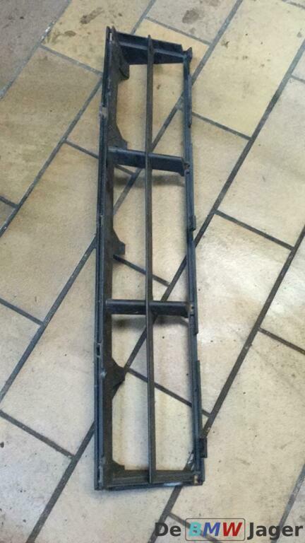 Bumpergrille voor midden zwart BMW 5-serie E39 51118235671, Gebruikt, Ophalen of Verzenden, BMW, BMW