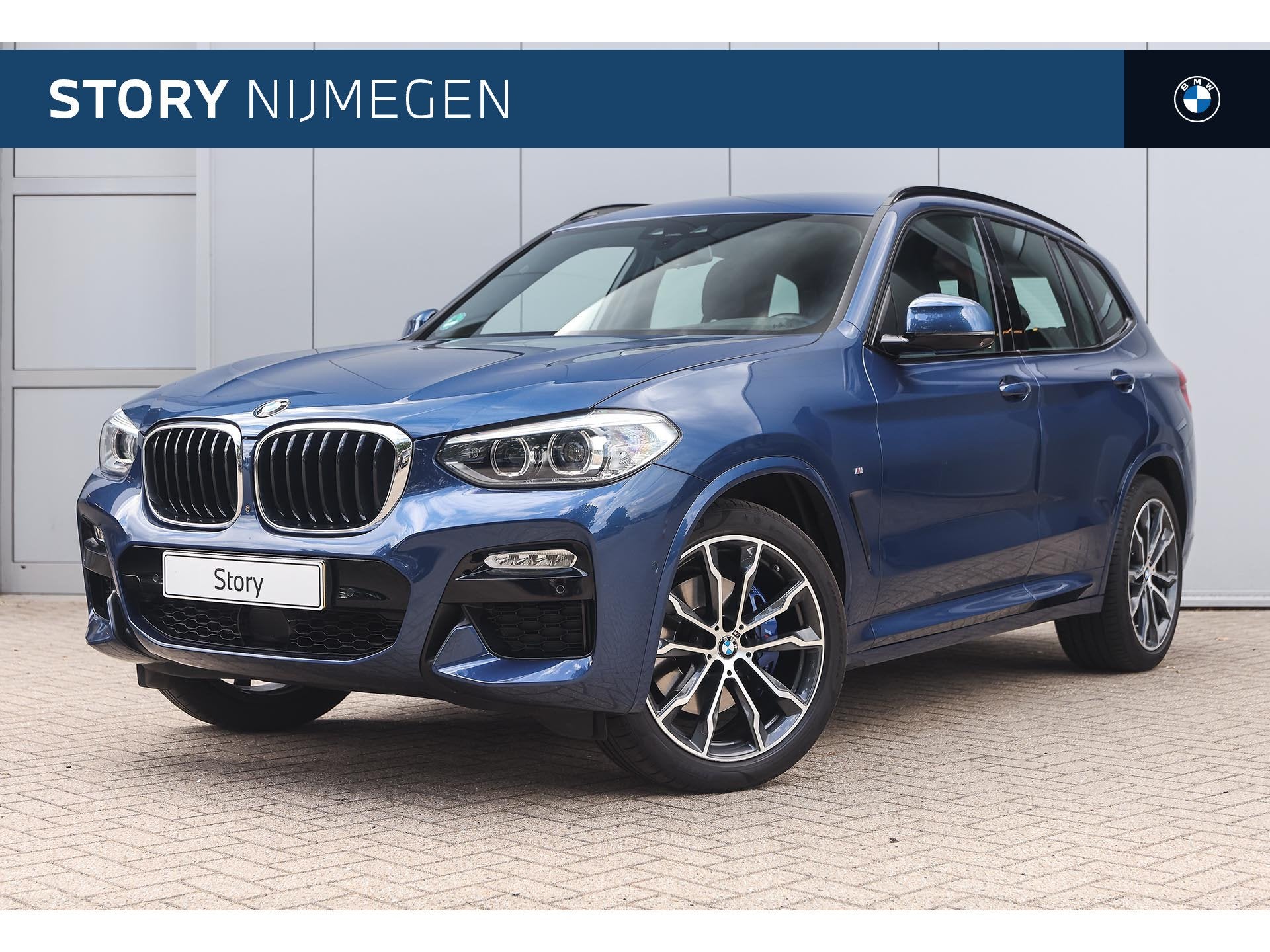 BMW X3 xDrive20i High Executive Automaat / Sportstoelen / Ac, Auto's, BMW, Gebruikt, 4 cilinders, Blauw, Bedrijf