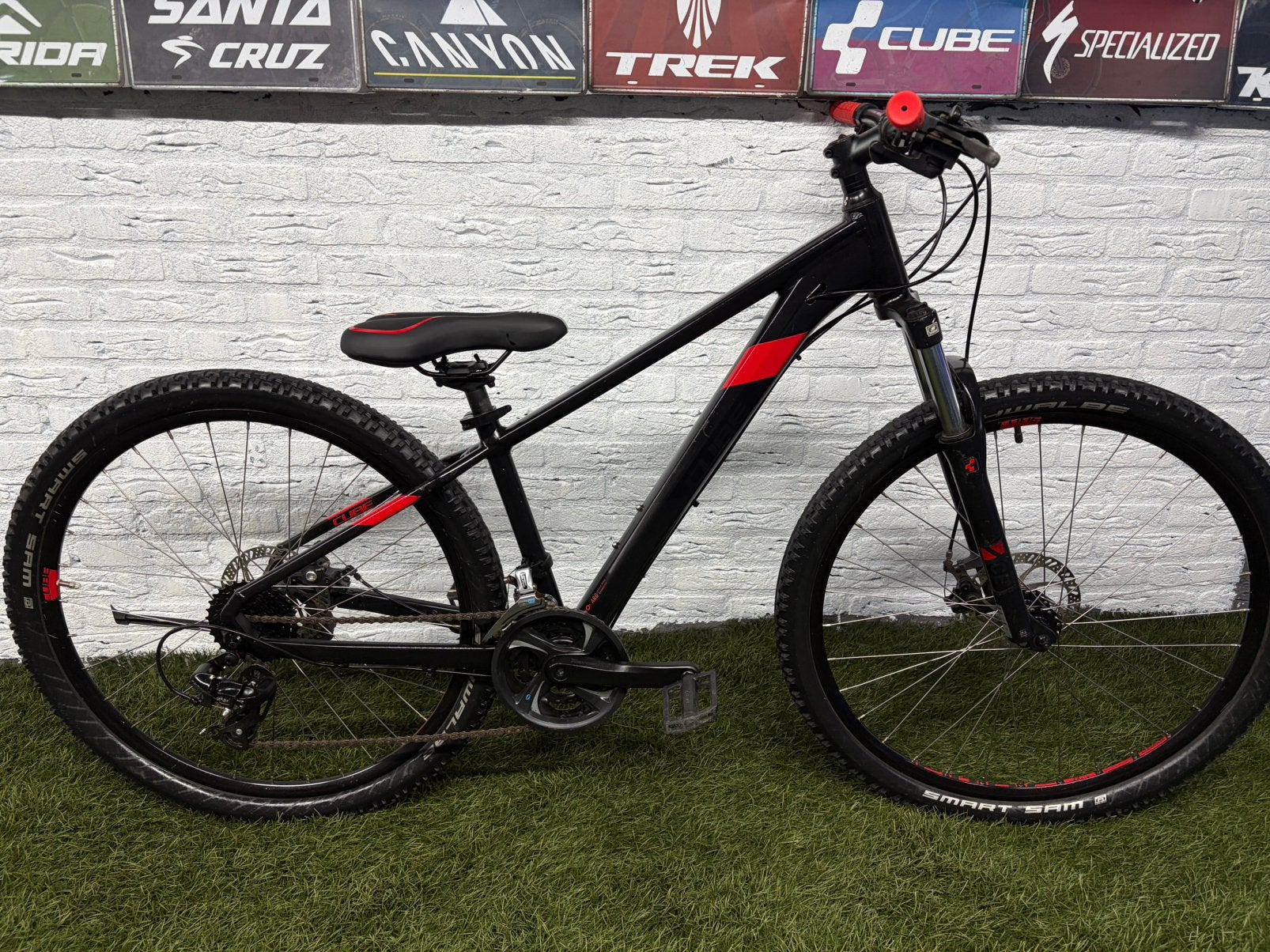 Foto 15 van Cube mountainbike diverse gebruikte voorraad mtbs 29 27,5