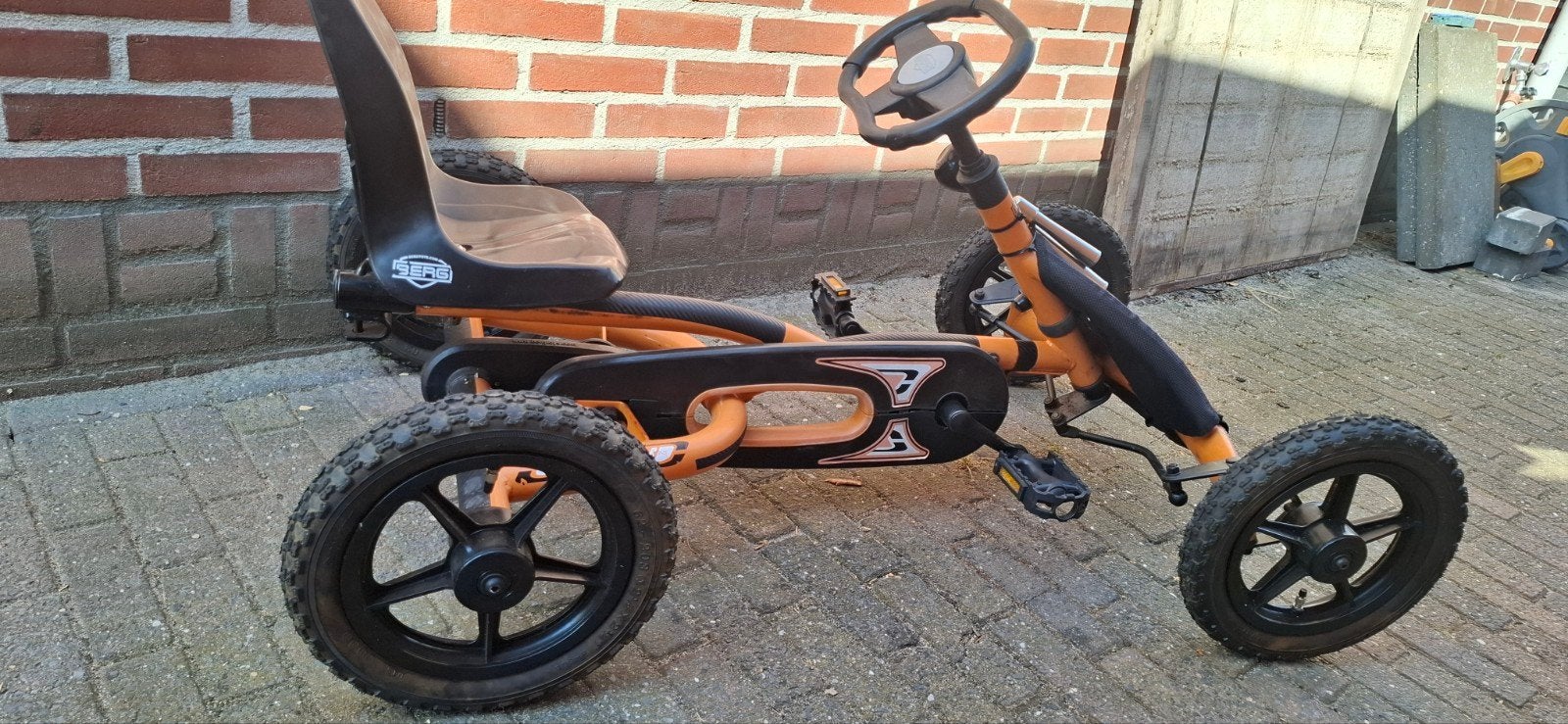 BERG Buddy skelter - Oranje/Zwart, Ophalen, Gebruikt, Berg