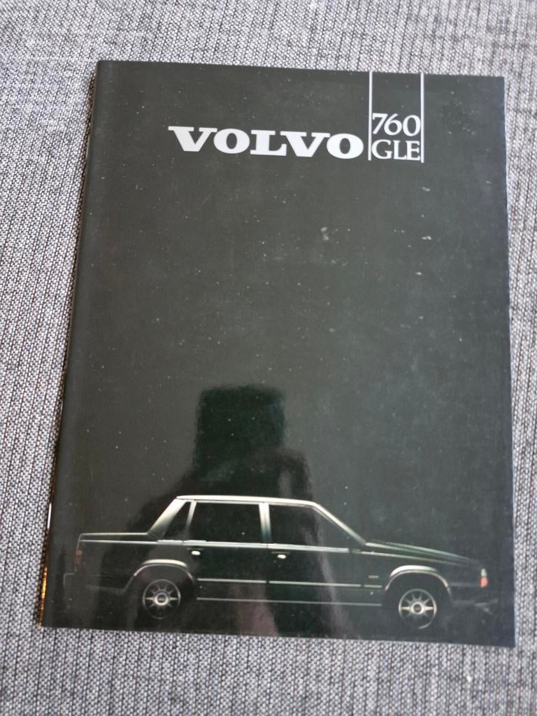 Volvo 760 GLE brochure uit 1981 - Perfecte staat, 37 blz, Ophalen of Verzenden, Zo goed als nieuw, Volvo