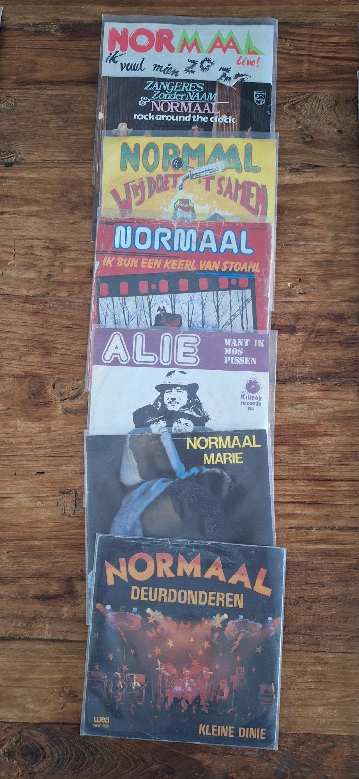 Te koop singles normmal, Cd's en Dvd's, Vinyl | Nederlandstalig, Ophalen, Gebruikt, Overige formaten, Levenslied of Smartlap