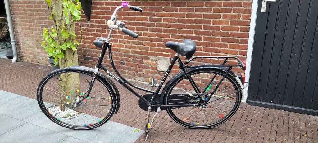 Damesfiets met wat werk: ideaal als stationsfiets, Fietsen en Brommers, Fietsen | Dames | Damesfietsen, Terugtraprem, Ophalen