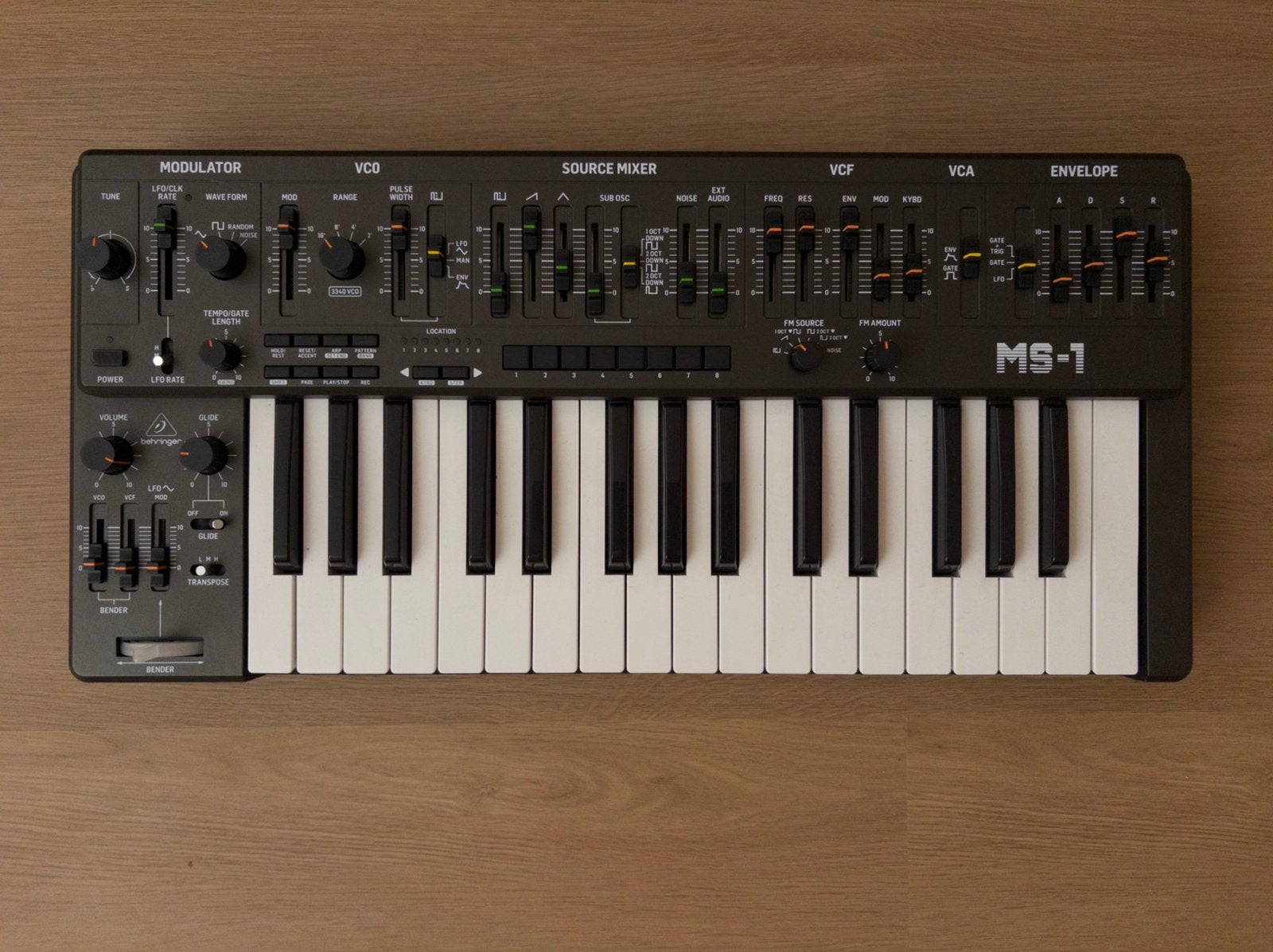Diverse drums/synths/toebehoren, Verzenden, Zo goed als nieuw