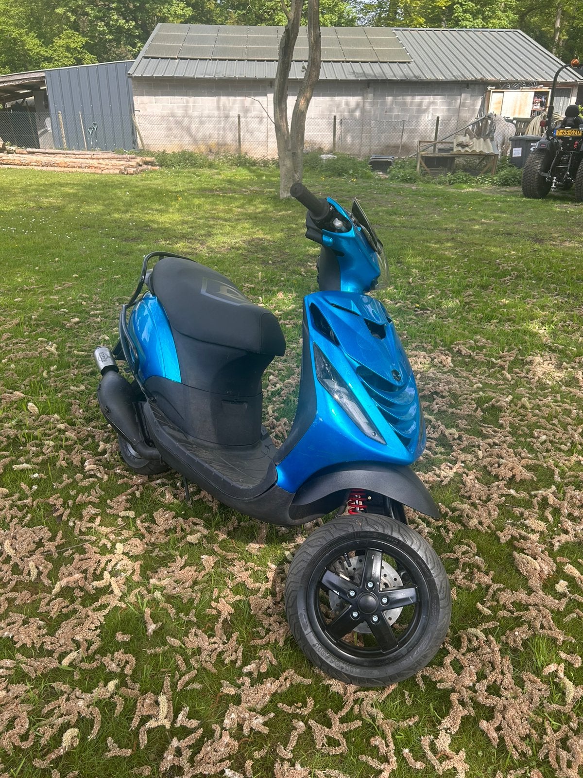piaggio zip, Fietsen en Brommers, Scooters | Piaggio, Ophalen, Zo goed als nieuw, Tweetakt, Zip