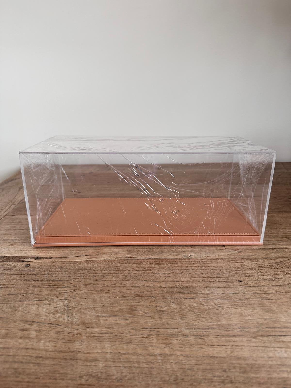Display case/ vitrine 1:18 beige, Hobby en Vrije tijd, Modelauto's | 1:18, Ophalen of Verzenden, Nieuw, Auto, Overige merken