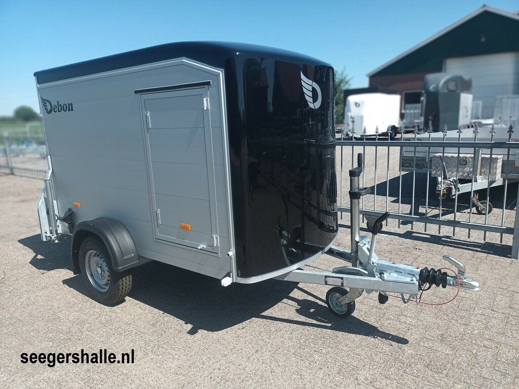 Debon Roadster 255 gesloten aanhangwagen met zijdeur