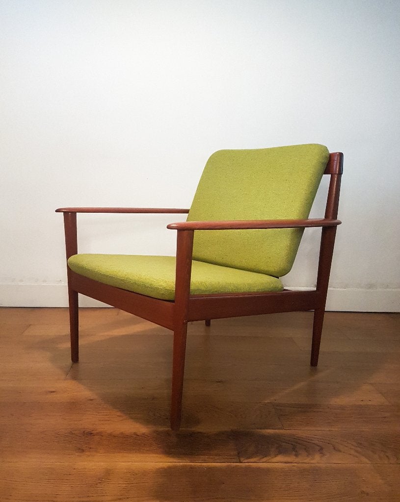 PJ56 fauteuil van Grete Jalk voor P. Jeppesen Møbelfabrik, Huis en Inrichting, Ophalen, Gebruikt, 75 tot 100 cm, Stof