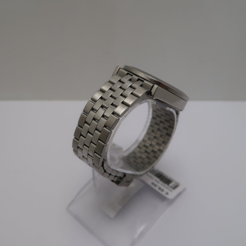 Komono Ray Chroma Estate Zilver Marshmallow, Komono, Zo goed als nieuw, Support@komono.com, Aarschotsesteenweg 2
3012 Wilsele
Belgium