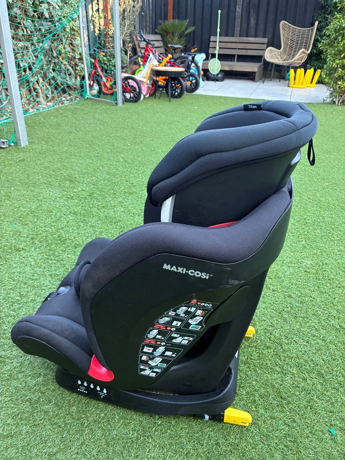 Maxi-Cosi Titan autostoel met lichte gebruikssporen, Kinderen en Baby's, Ophalen, Gebruikt, 9 t/m 36 kg, Maxi-Cosi