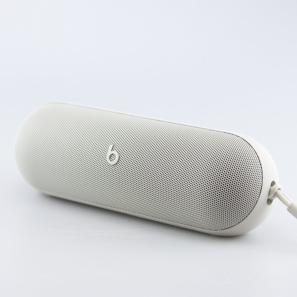 Beats By Dre Pill 2024 Creme, Computers en Software, Pc speakers, Beats, Zo goed als nieuw, Support@beats.com, Beats Electronics LLC
Beats by Dr. Dre
8600 Hayden Place
Culver City, CA 90232
United States