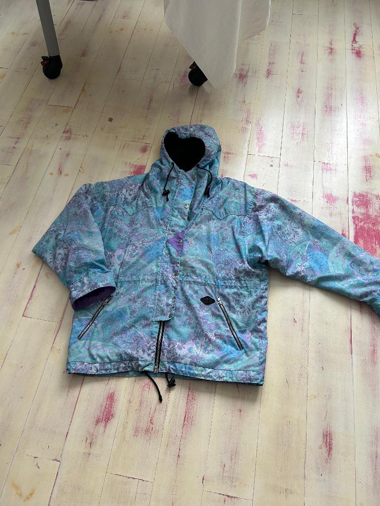 Damesjas maat XL maat 44 - 46 zgan, Ophalen of Verzenden, Zo goed als nieuw, Maat 46/48 (XL) of groter, Blauw