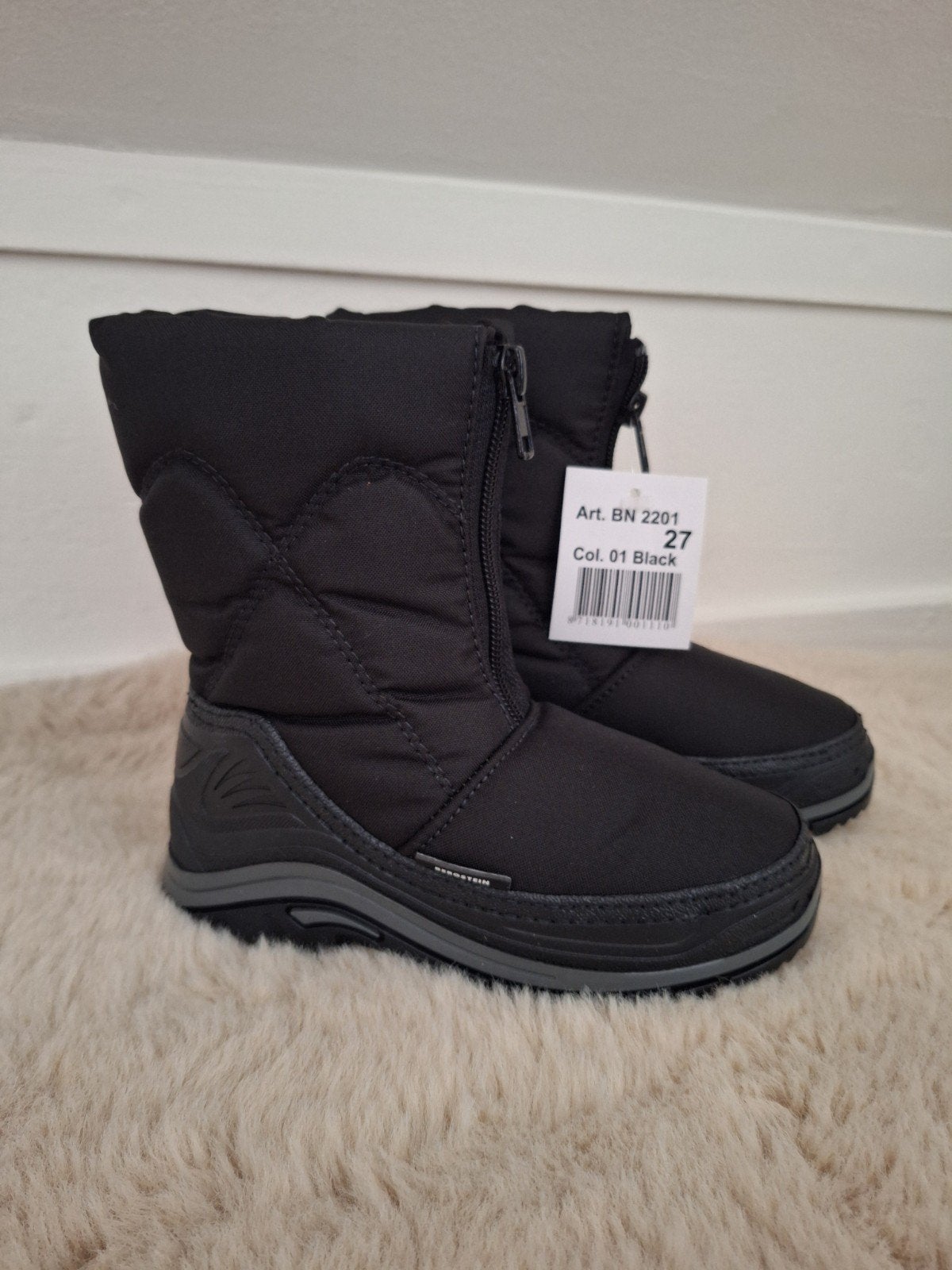 Nieuwe zwarte bergstein snowboots maat 27, Kinderen en Baby's, Jongen of Meisje, Nieuw, Ophalen of Verzenden, Laarzen