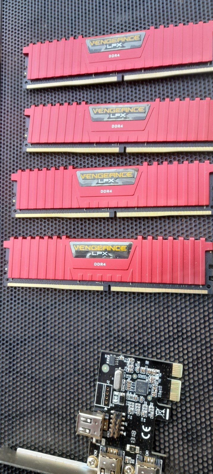 2 set Corsair Vengeance LPX DDR4 RAM 16GB (2x8GB) 2133MHz, Ophalen, Gebruikt, 32 GB, Server